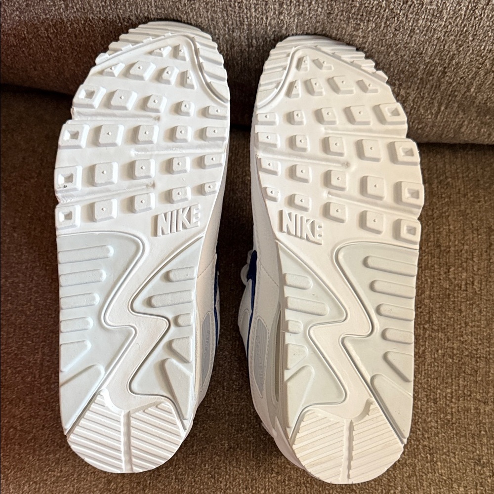 Nike Air Max 90 White with Blue Swoosh - Picture 2 of 8